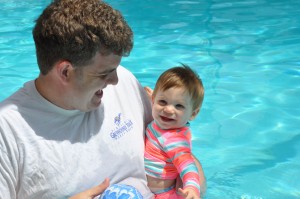 SJ and dad in pool 1