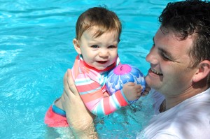 SJ and dad in pool 9